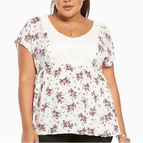 Torrid Cream With Pink Floral Print Lace V Neckline Top - Picture 1 of 6